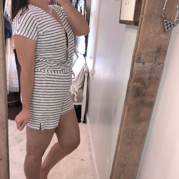 Time & Tru small romper - Picture 1 of 7